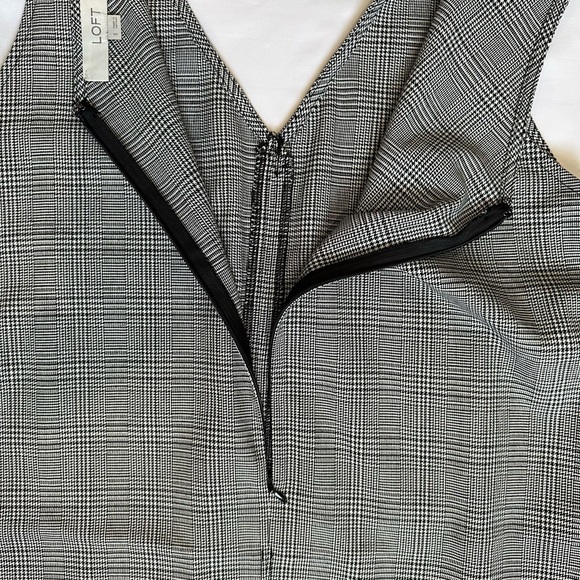 Loft Women’s Houndstooth Plaid Sleeveless Trapeze V-Neck Work Dress Size S NWOT - Picture 6 of 13